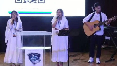 Christian Worship Song - Count Your Blessings One by One with HMC